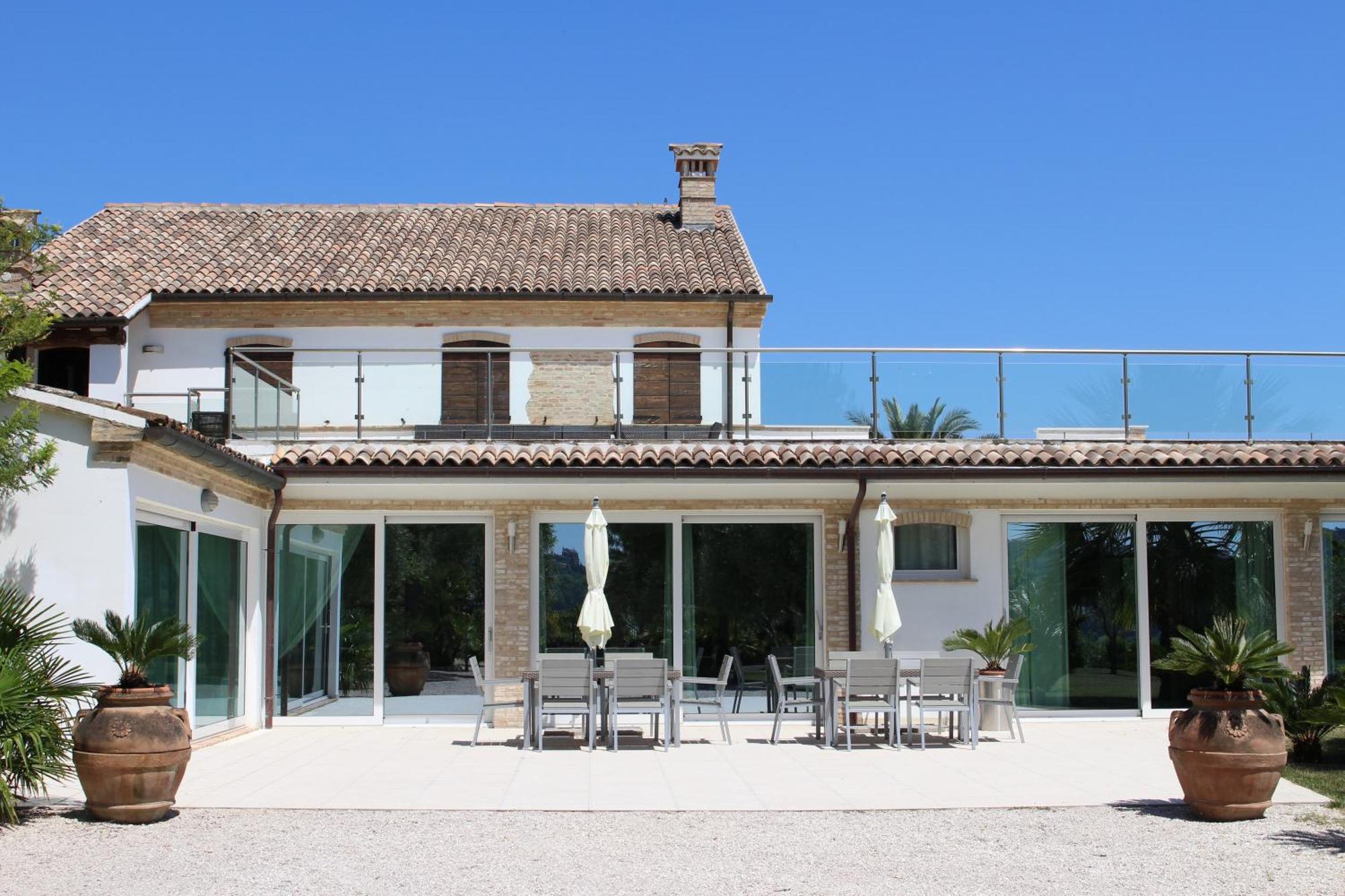 Villa Belvedere Degli Ulivi Озимо Екстериор снимка